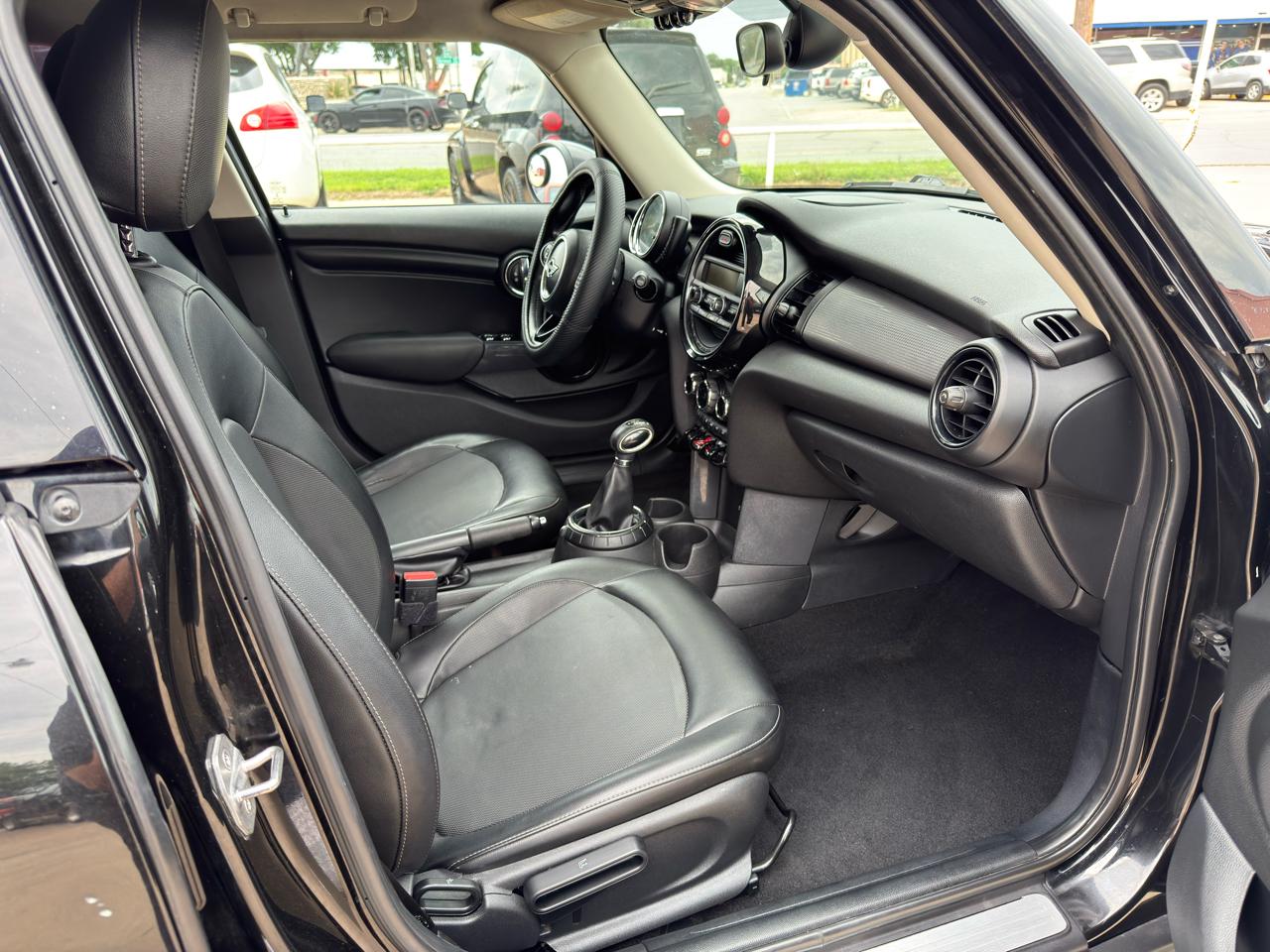 MINI Cooper  2016