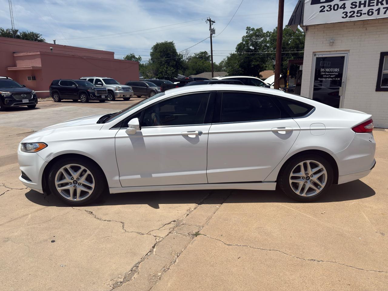 Ford Fusion  2015