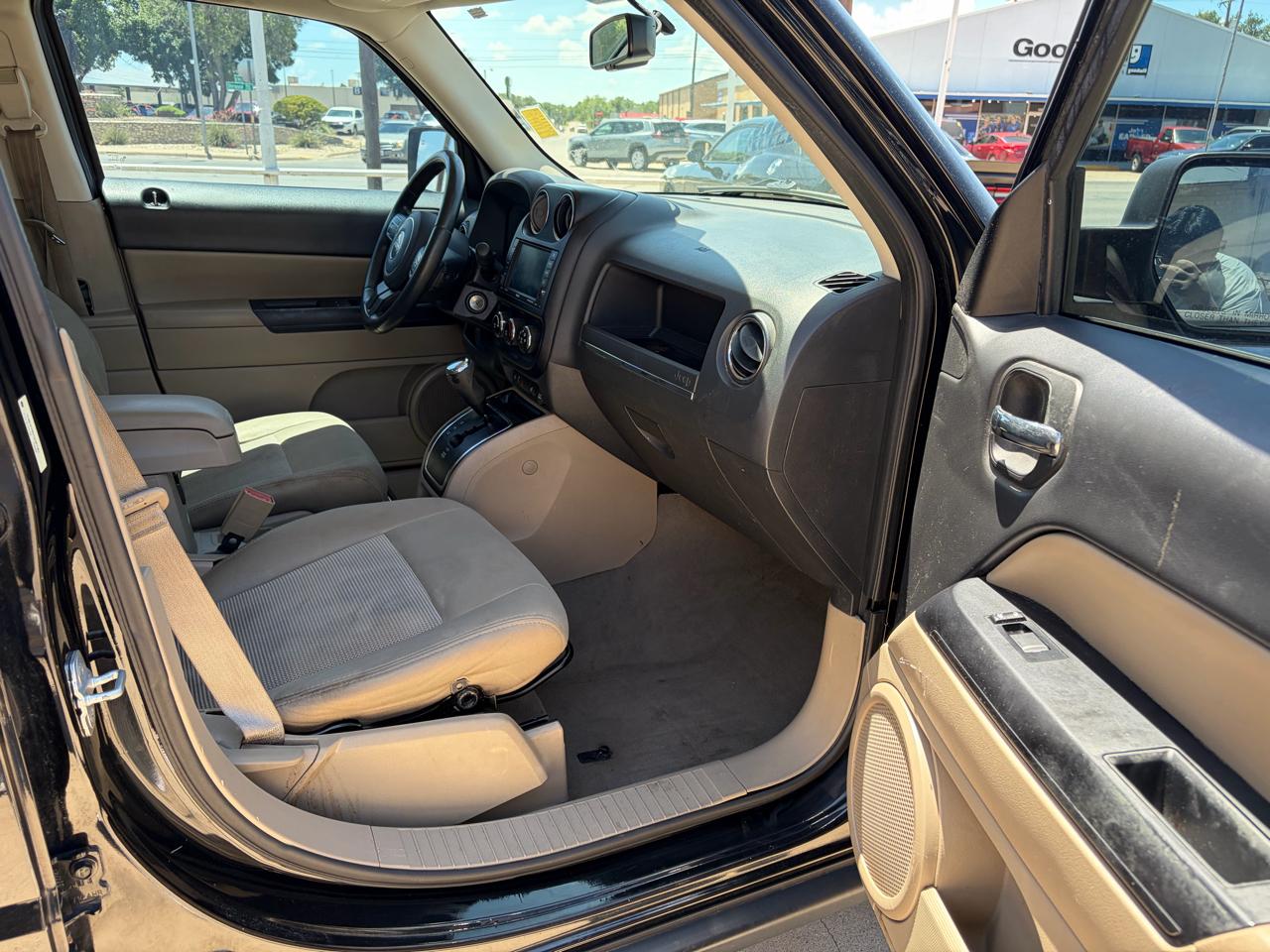 Jeep Patriot  2012