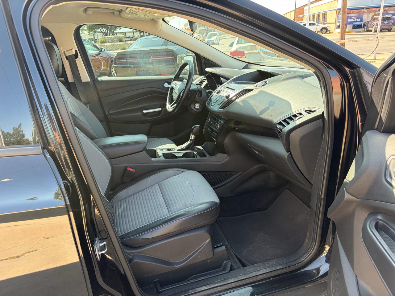 2018 Ford Escape SE - Photo 6