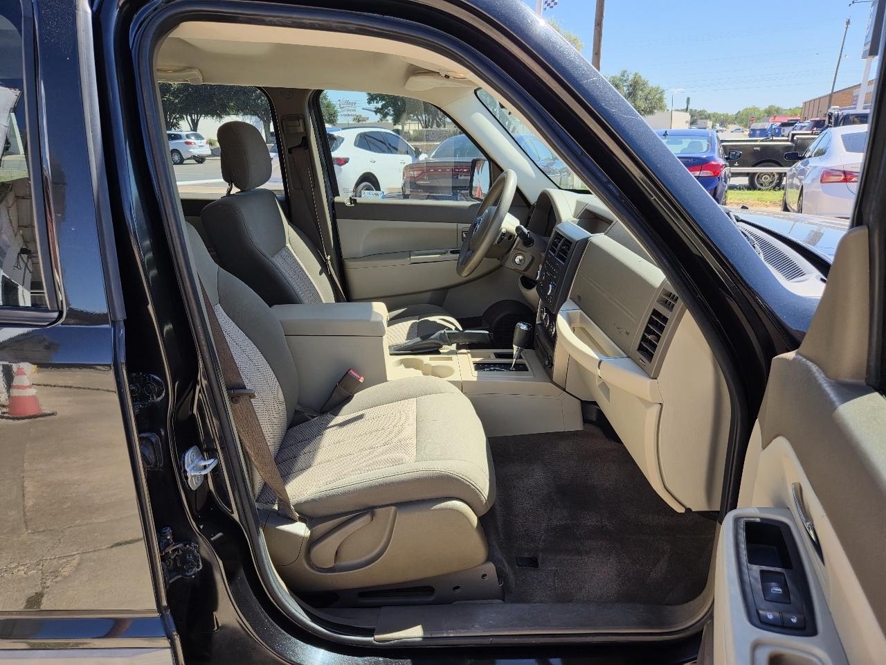 Jeep Liberty photo 6