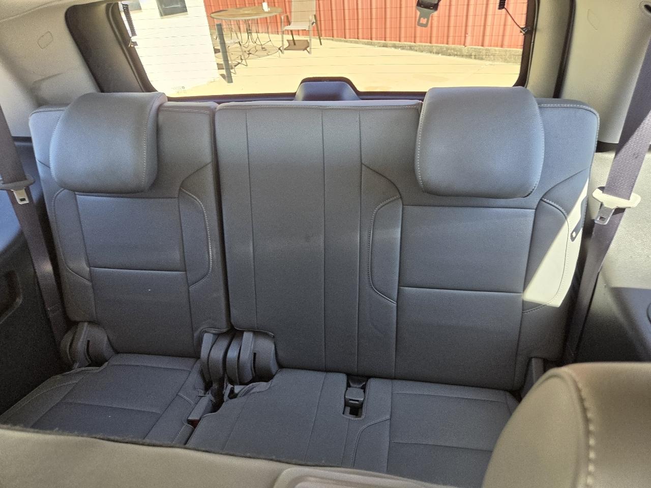 Chevrolet Tahoe photo 9