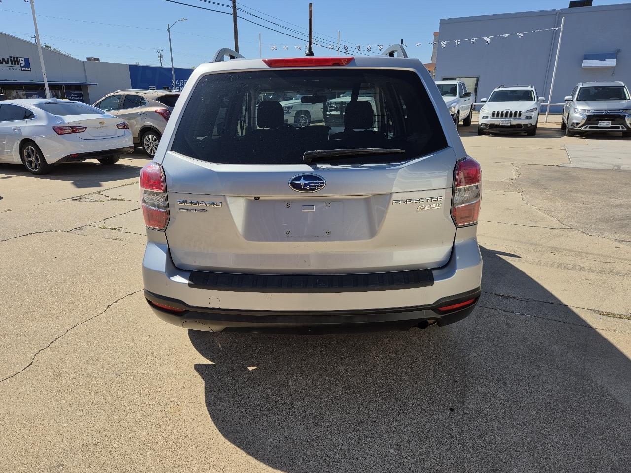 2015 Subaru Forester i Premium - Photo 4