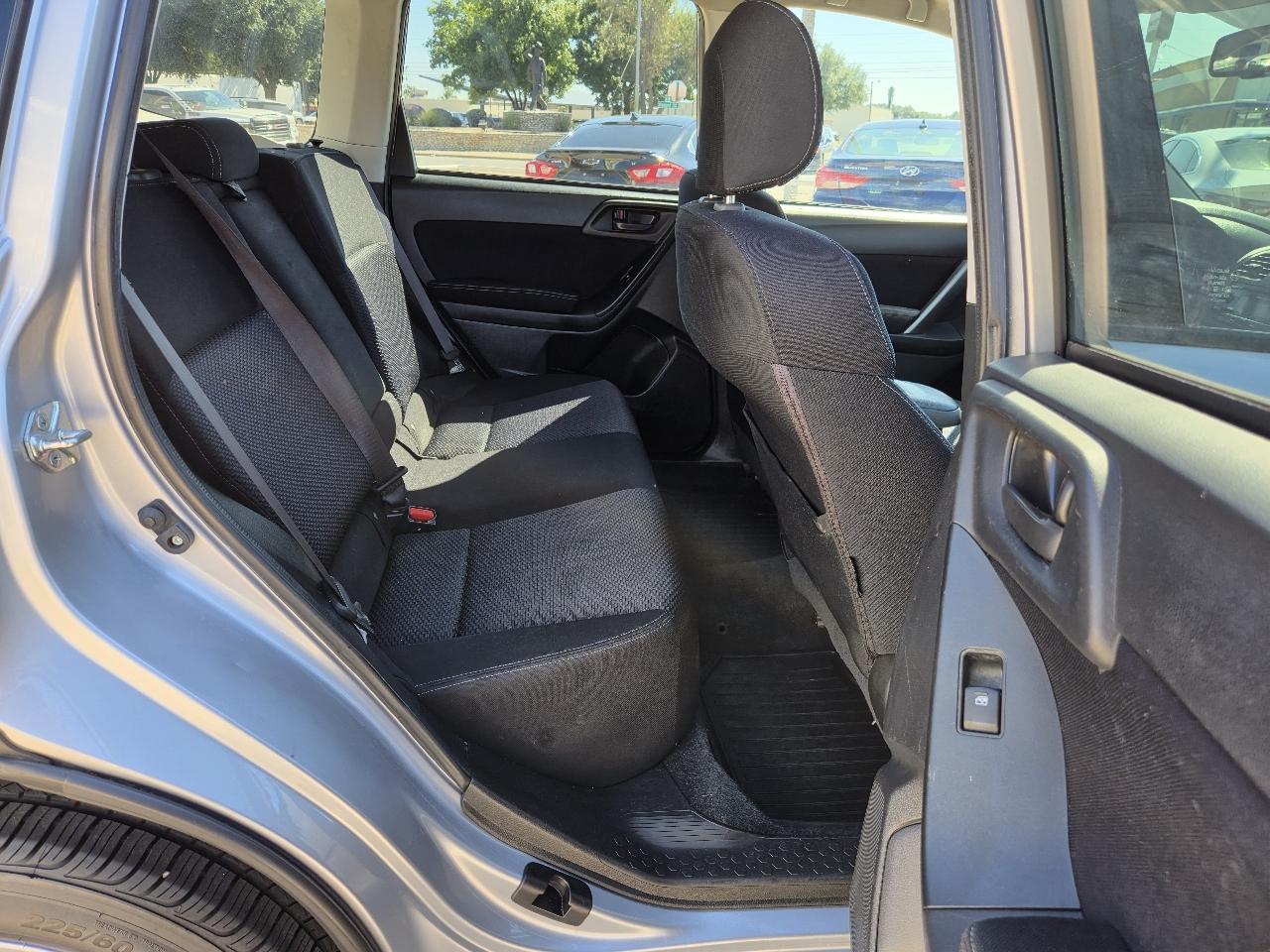 2015 Subaru Forester i Premium - Photo 8
