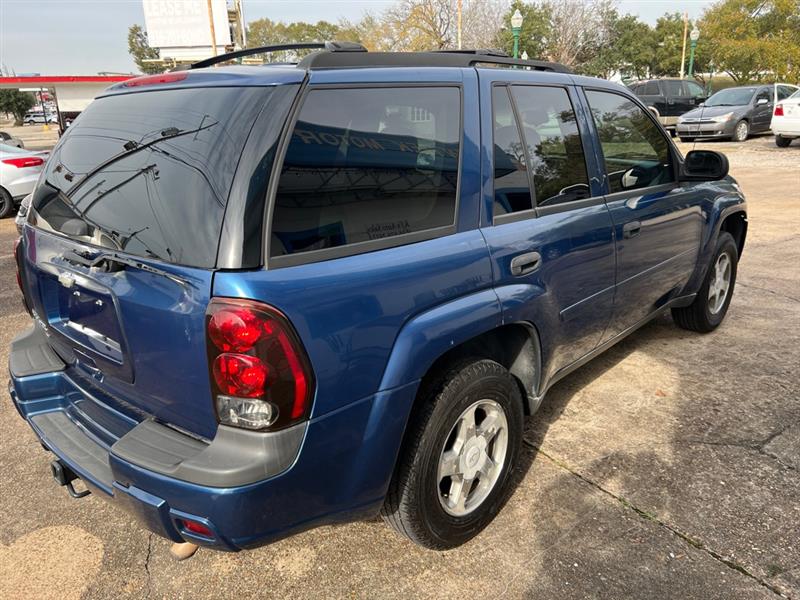 Chevrolet TrailBlazer LS 2WD 2006