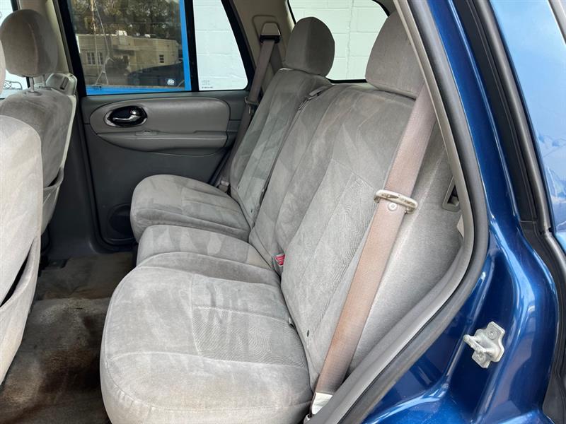 Chevrolet TrailBlazer LS 2WD 2006