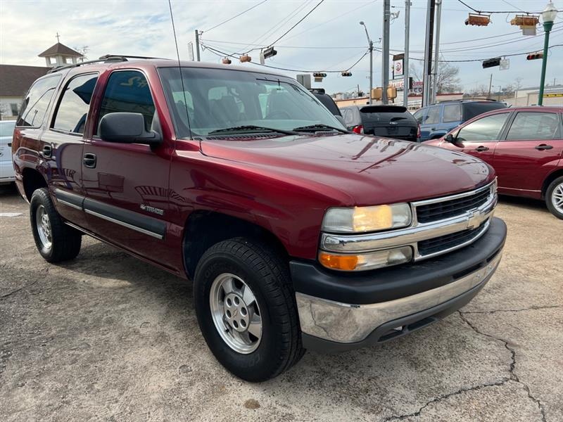 Chevrolet Tahoe 2WD 2001