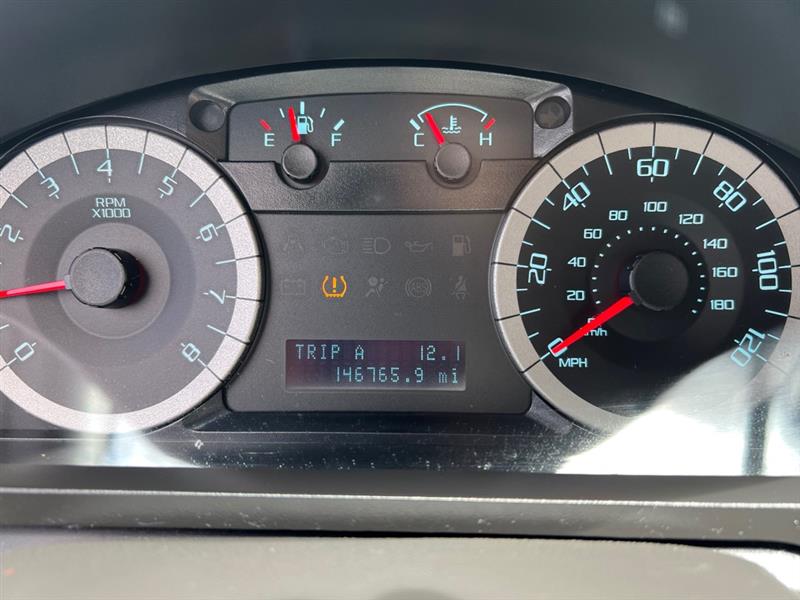 Ford Escape XLT FWD 2010