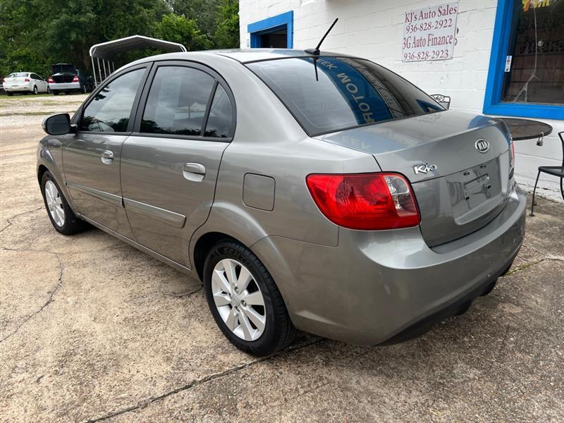 Kia Rio Base 2011