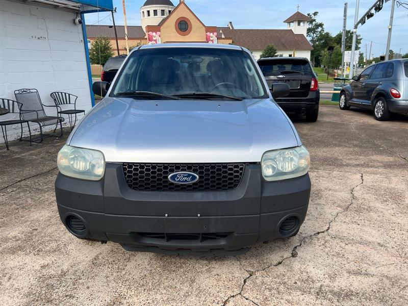 Ford Escape XLS 2WD 2005
