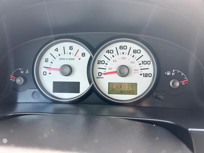 Ford Escape XLS 2WD 2005