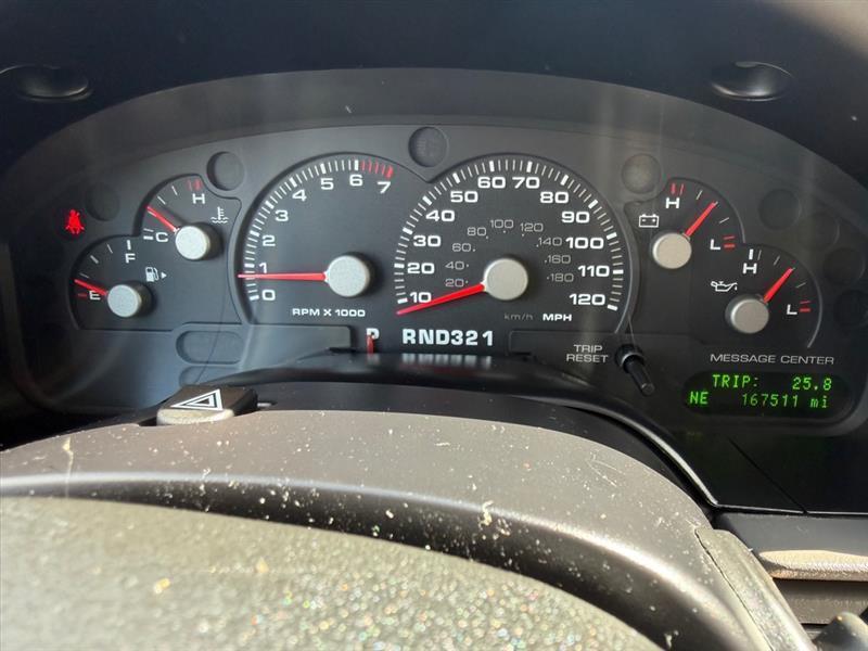 Ford Explorer XLT 4.6L 2WD 2005
