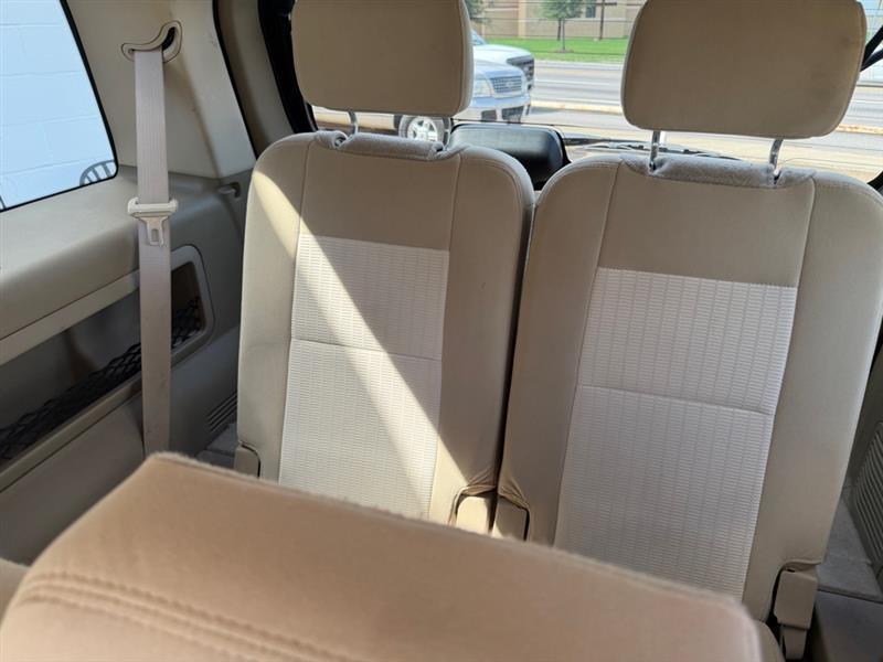 Ford Explorer XLT 4.0L 2WD 2008