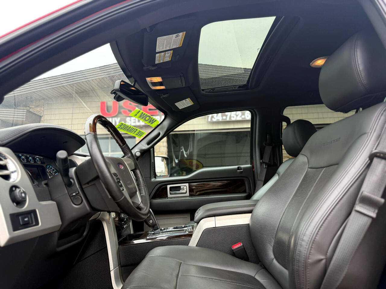 2013 Ford F-150 XLT photo 9