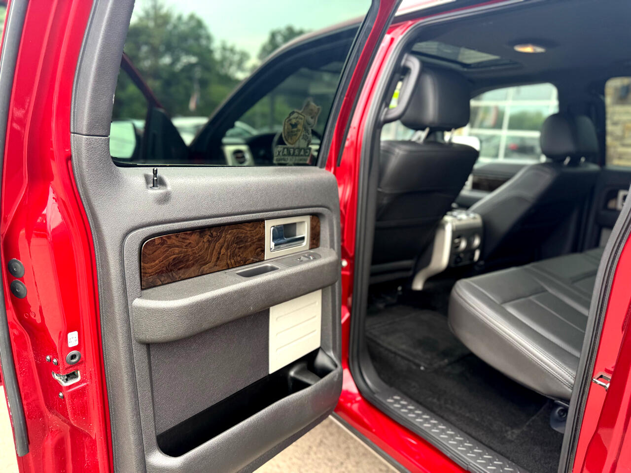 2013 Ford F-150 XLT photo 10