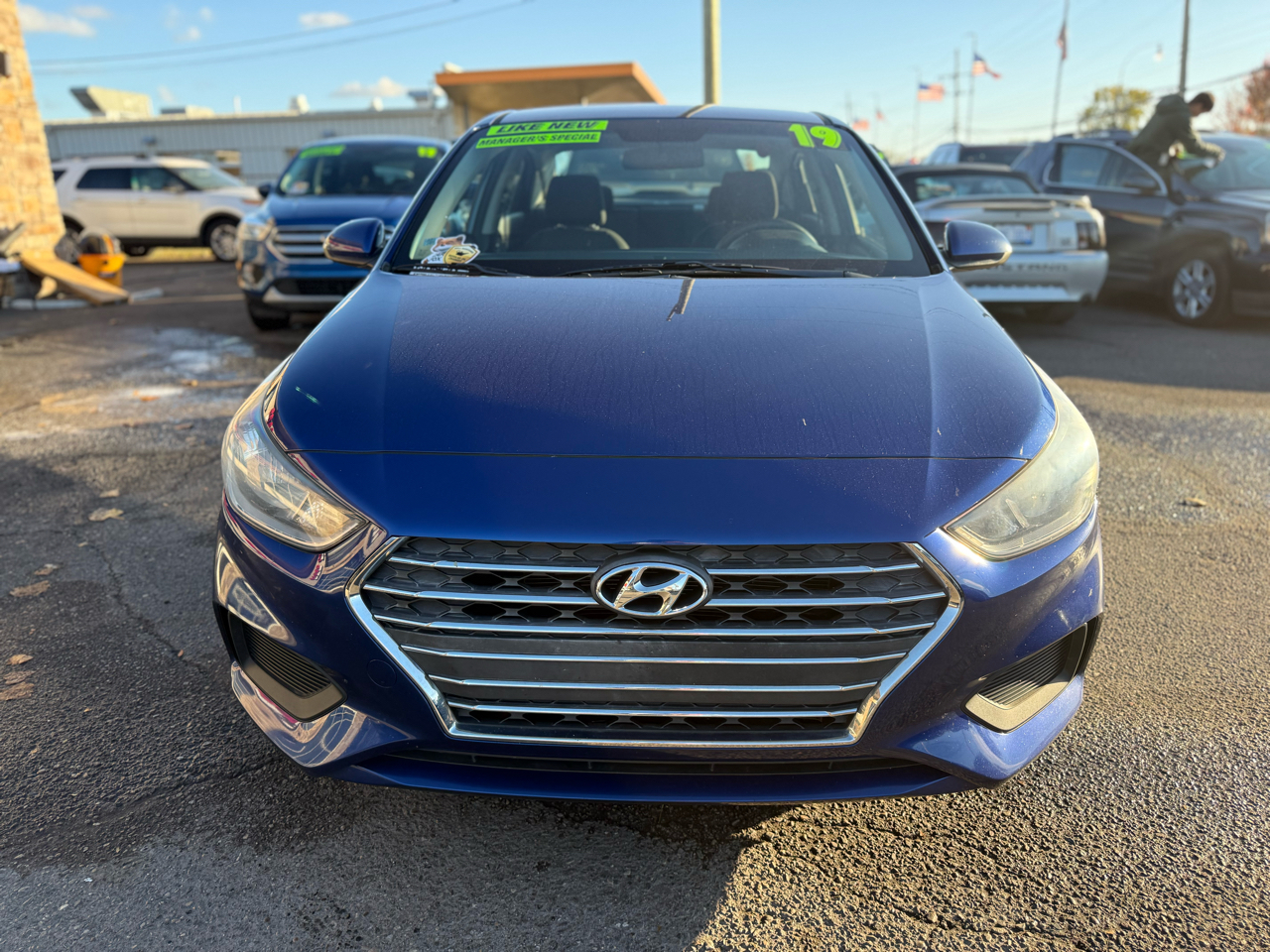 Hyundai Accent SEL 4-Door 6A 2019