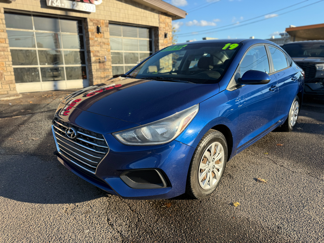 Hyundai Accent SEL 4-Door 6A 2019