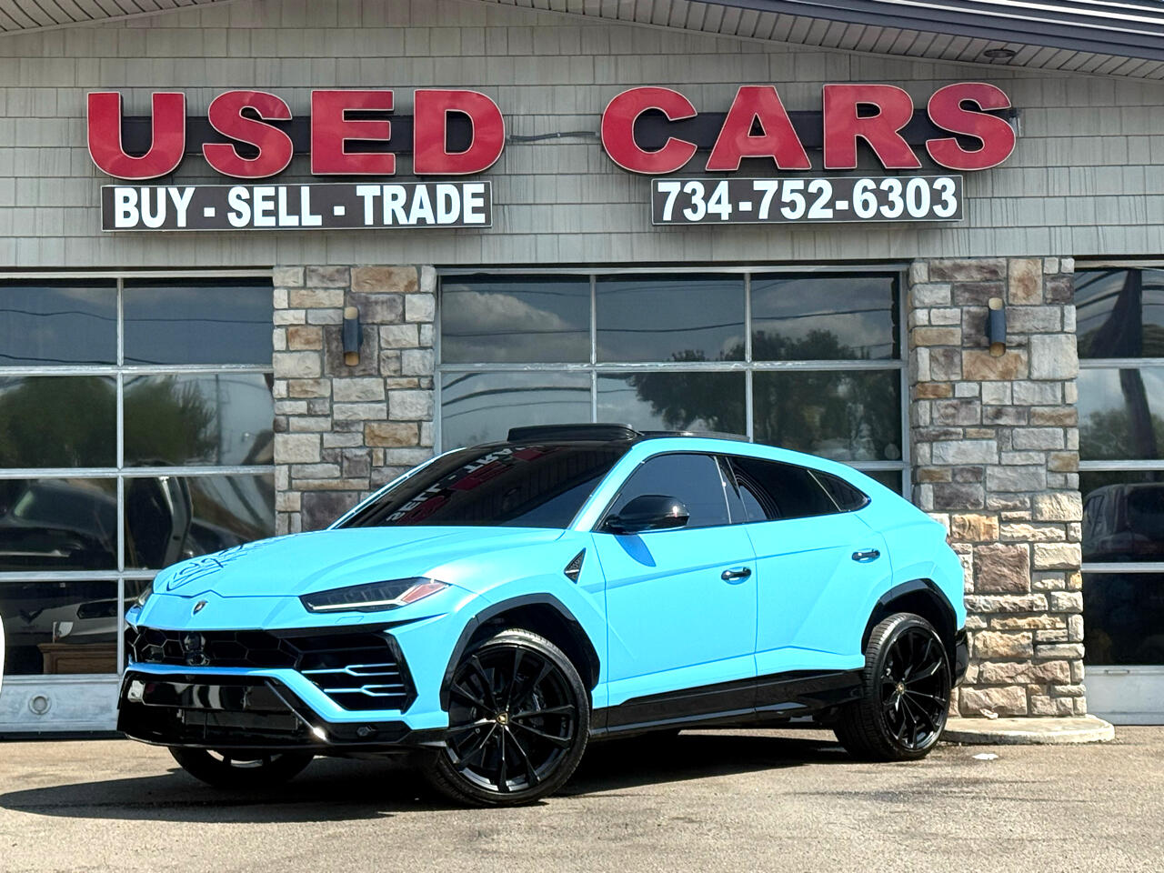 2022 Lamborghini Urus Base