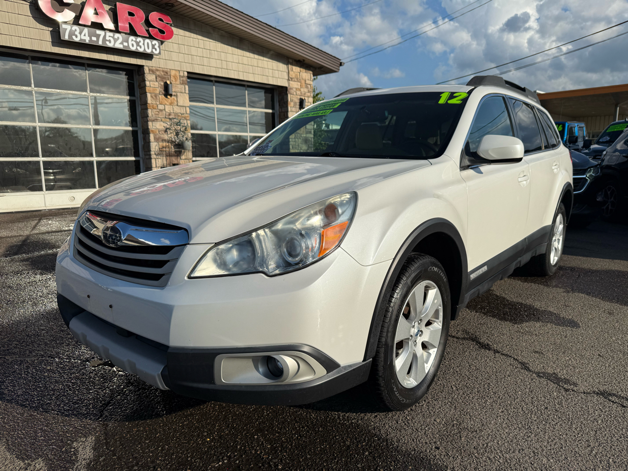 2012 Subaru Outback 2.5i Limited photo 3
