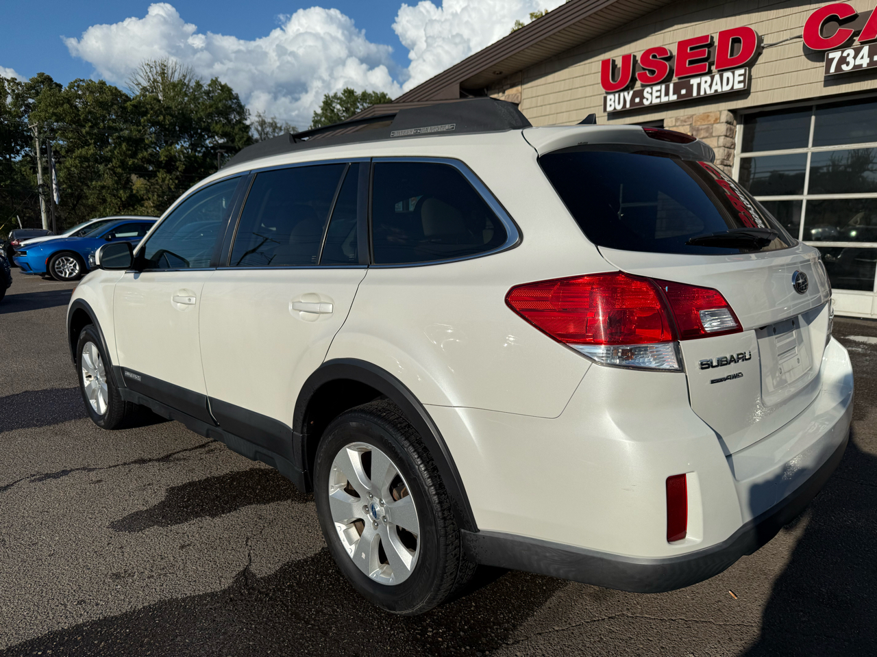 2012 Subaru Outback 2.5i Limited photo 5
