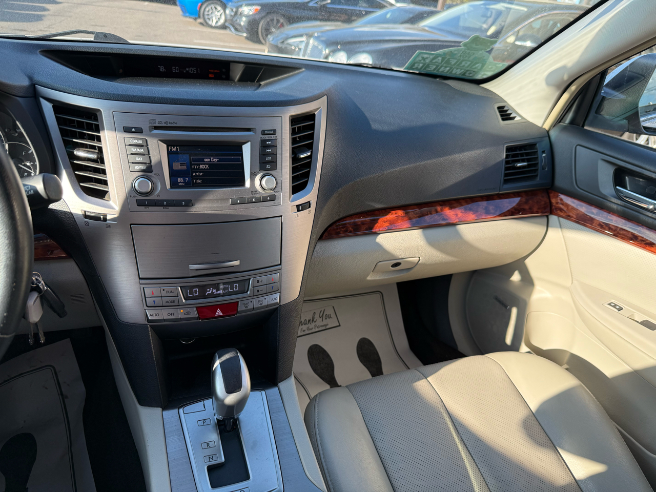 2012 Subaru Outback 2.5i Limited photo 12