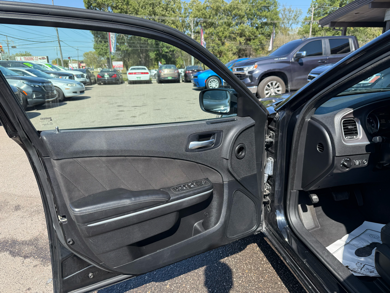 2022 Dodge Charger SXT photo 8