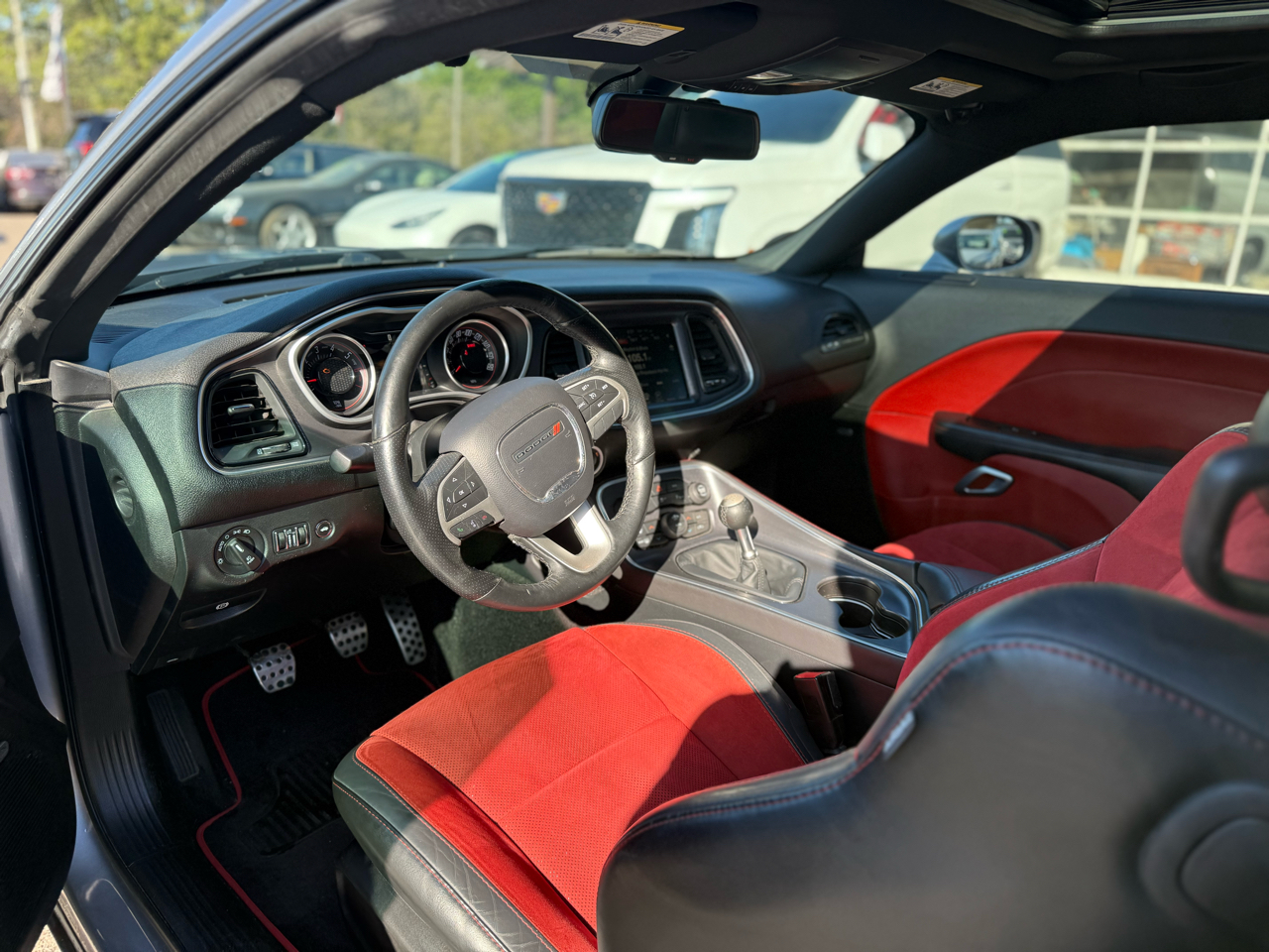 2016 Dodge Challenger R/T Scat Pack photo 8