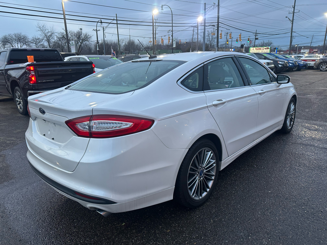 Ford Fusion SE 2013