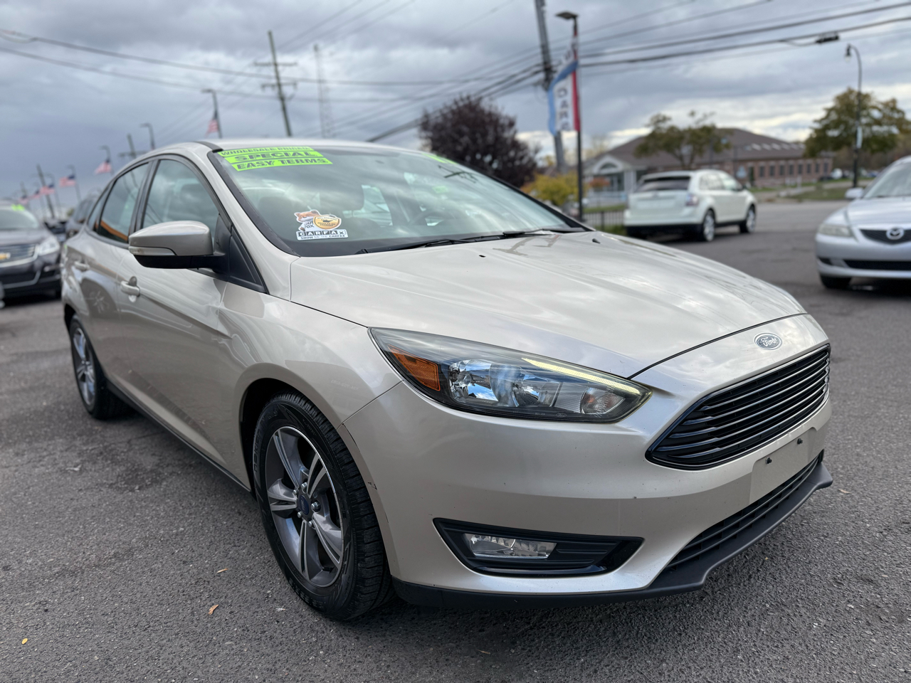 Ford Focus SE Sedan 2017