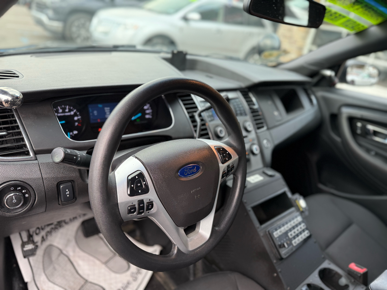 Ford Taurus Police AWD 2015