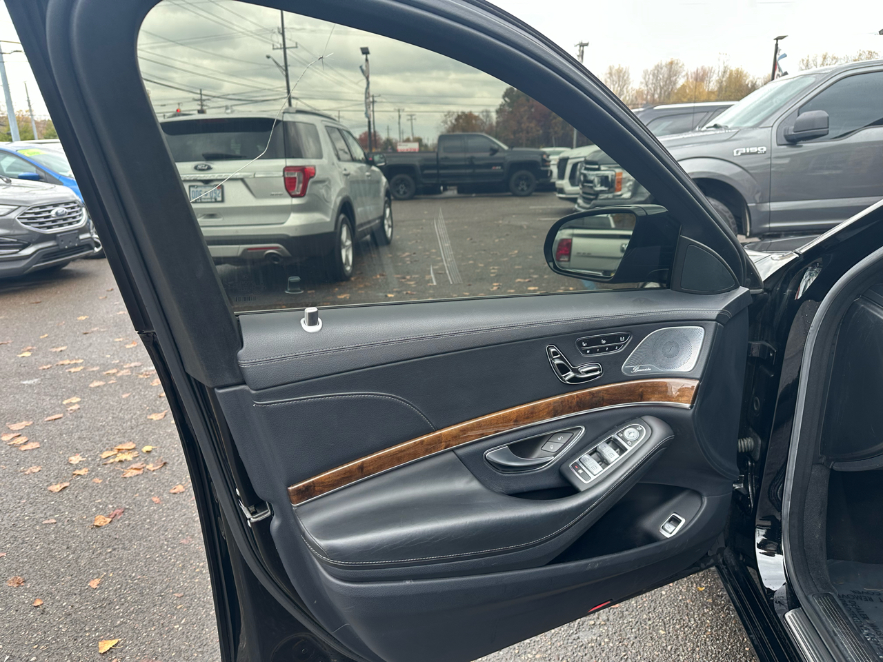 Mercedes-Benz S-Class S550 4MATIC 2014