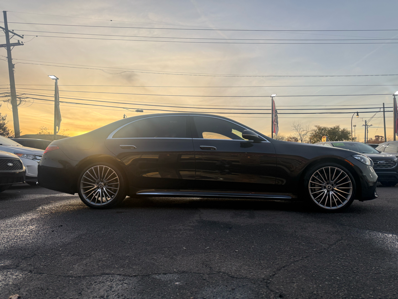 2023 Mercedes Benz S 580 4MATIC photo 4