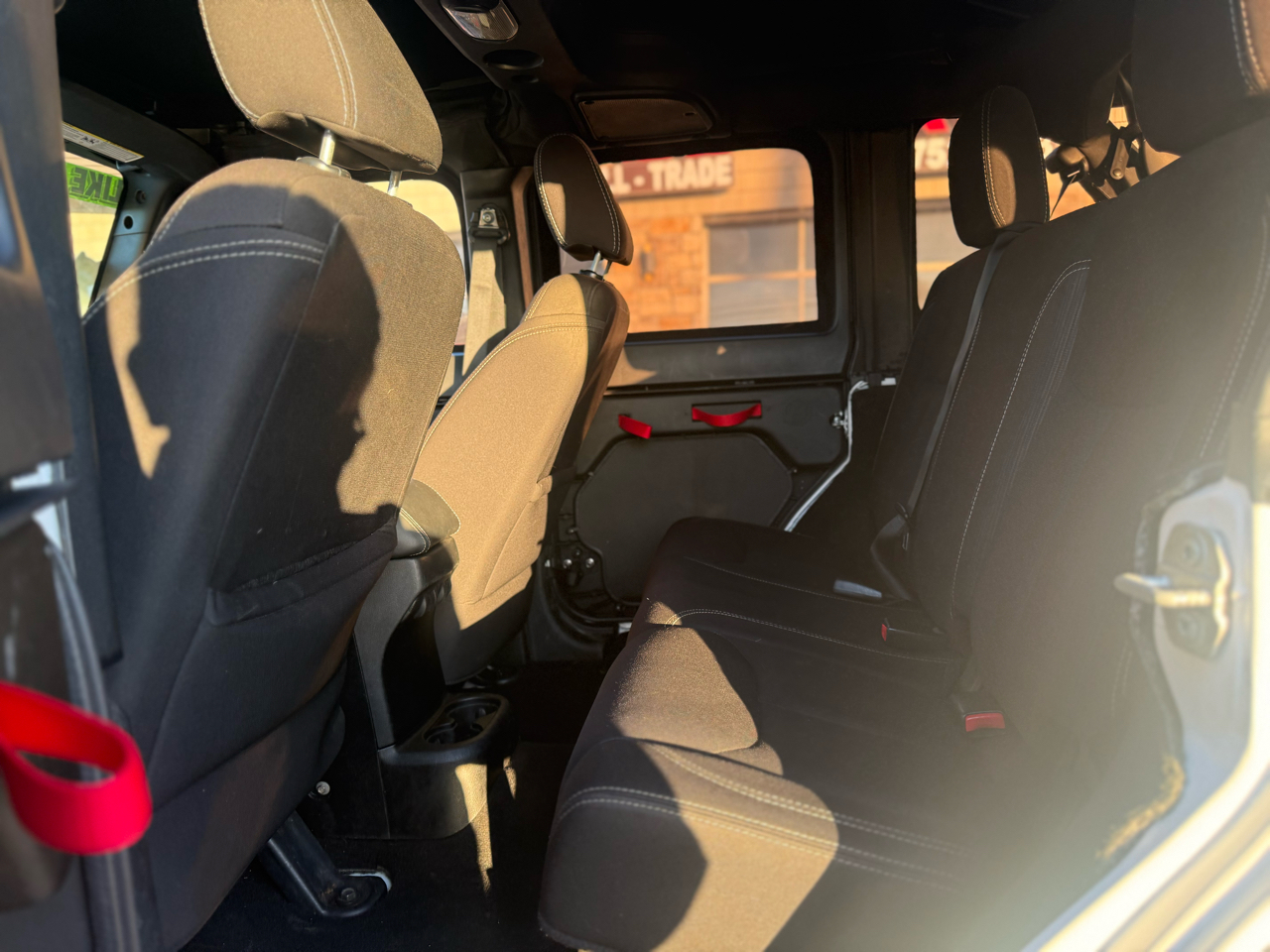 Jeep Wrangler Unlimited Sahara 4WD 2015