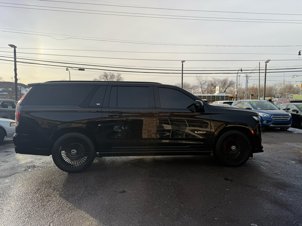 Cadillac Escalade ESV V 4WD 2023