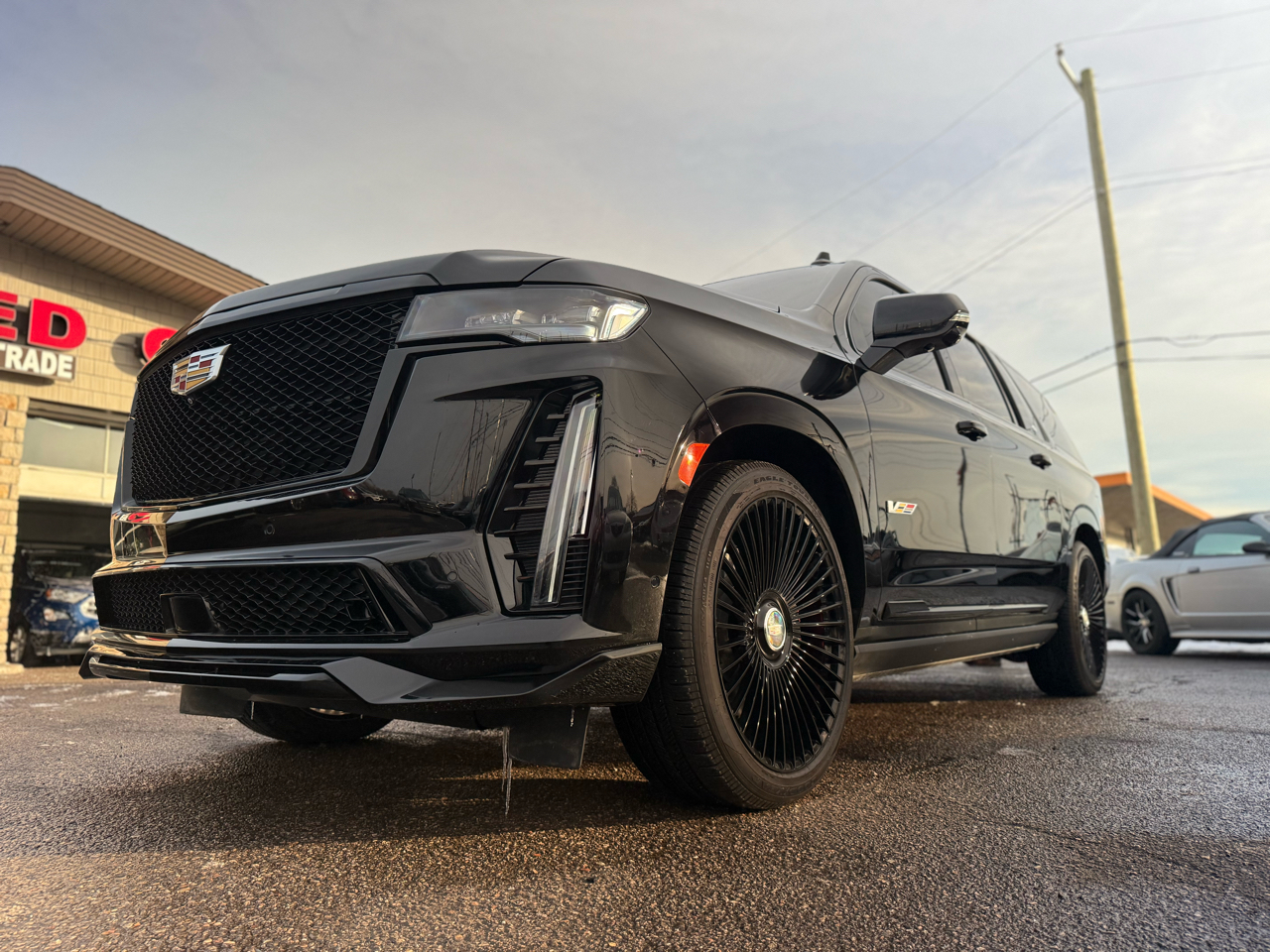 Cadillac Escalade ESV V 4WD 2023