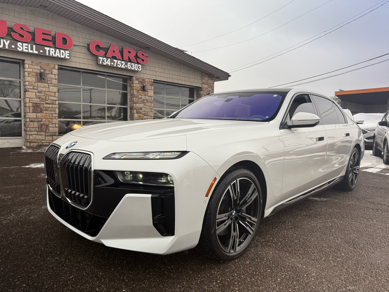 BMW 7-Series 760i xDrive 2023