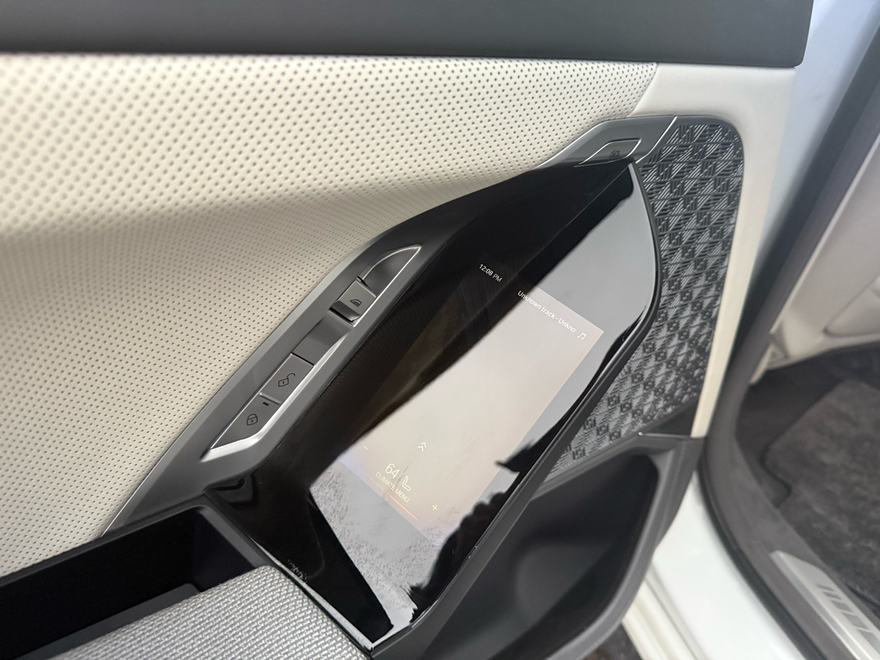 BMW 7-Series 760i xDrive 2023