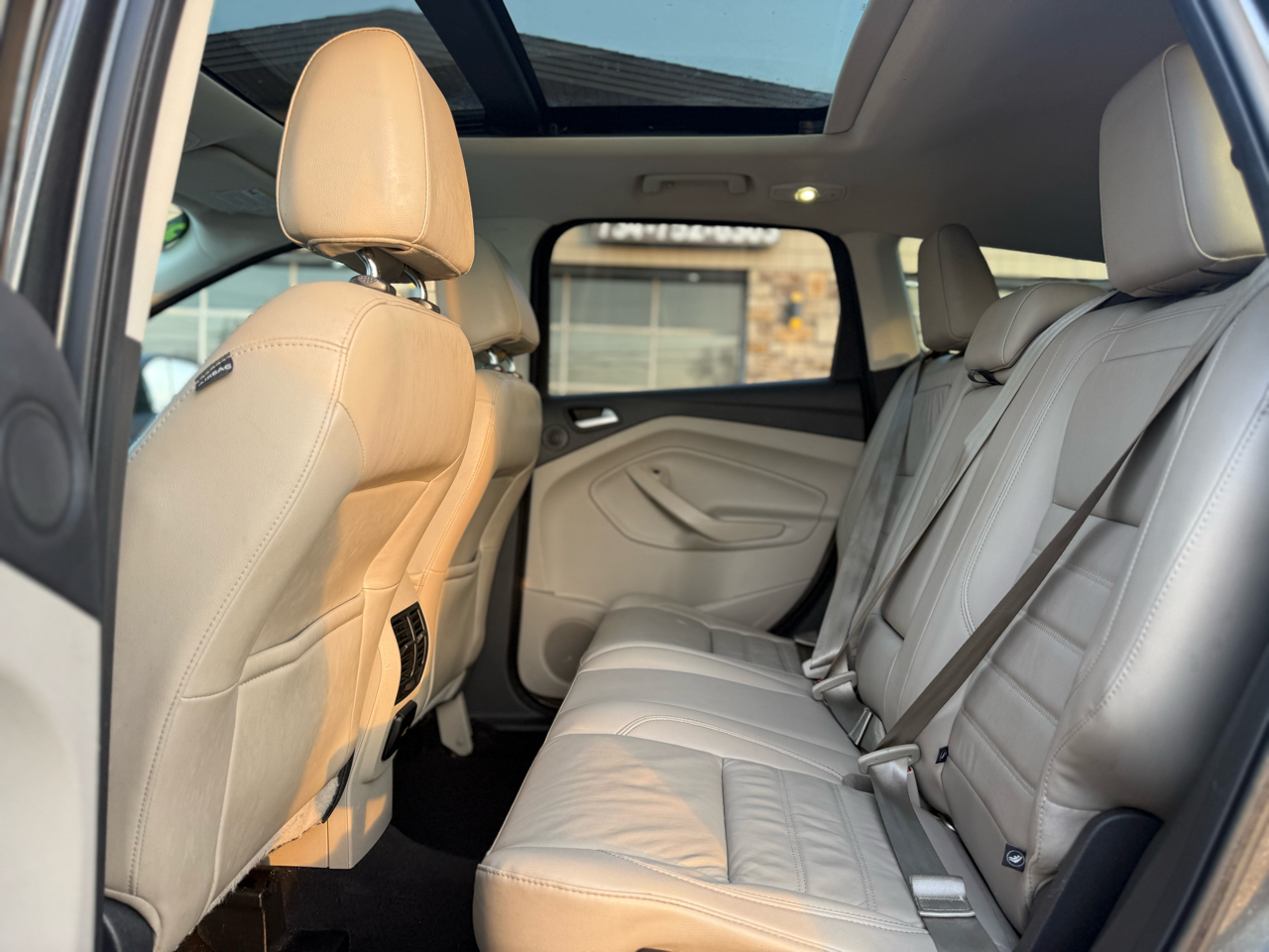 Ford Escape Titanium 4WD 2017