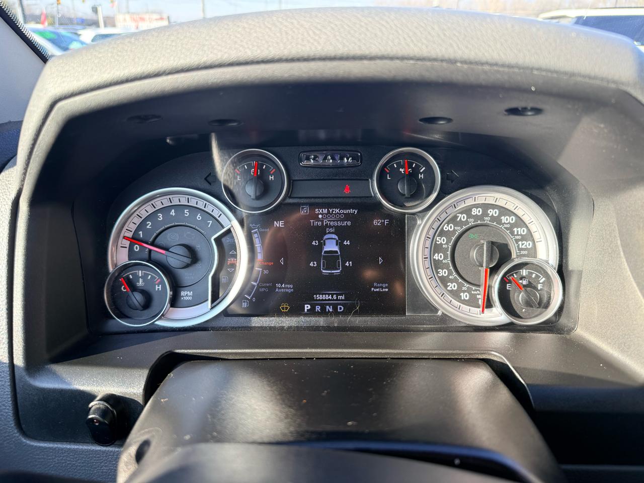 RAM 1500 SLT Crew Cab SWB 4WD 2015