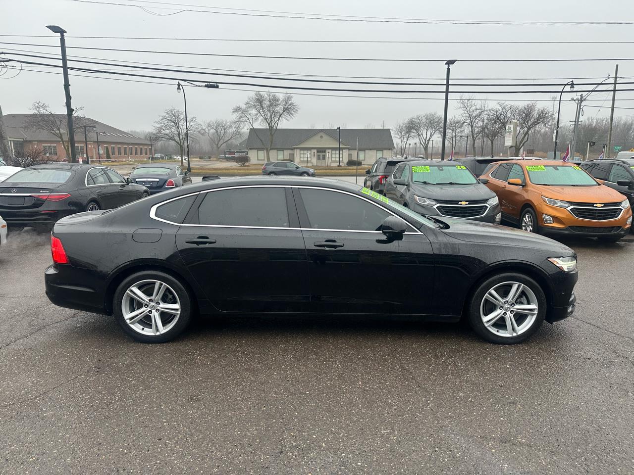 Volvo S90 T5 Momentum AWD 2018