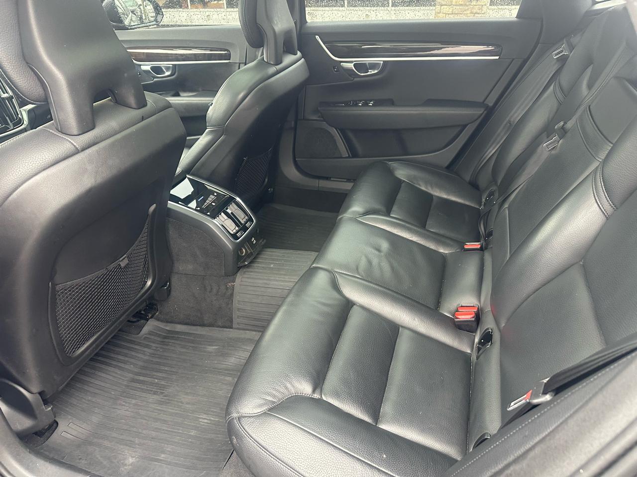 Volvo S90 T5 Momentum AWD 2018