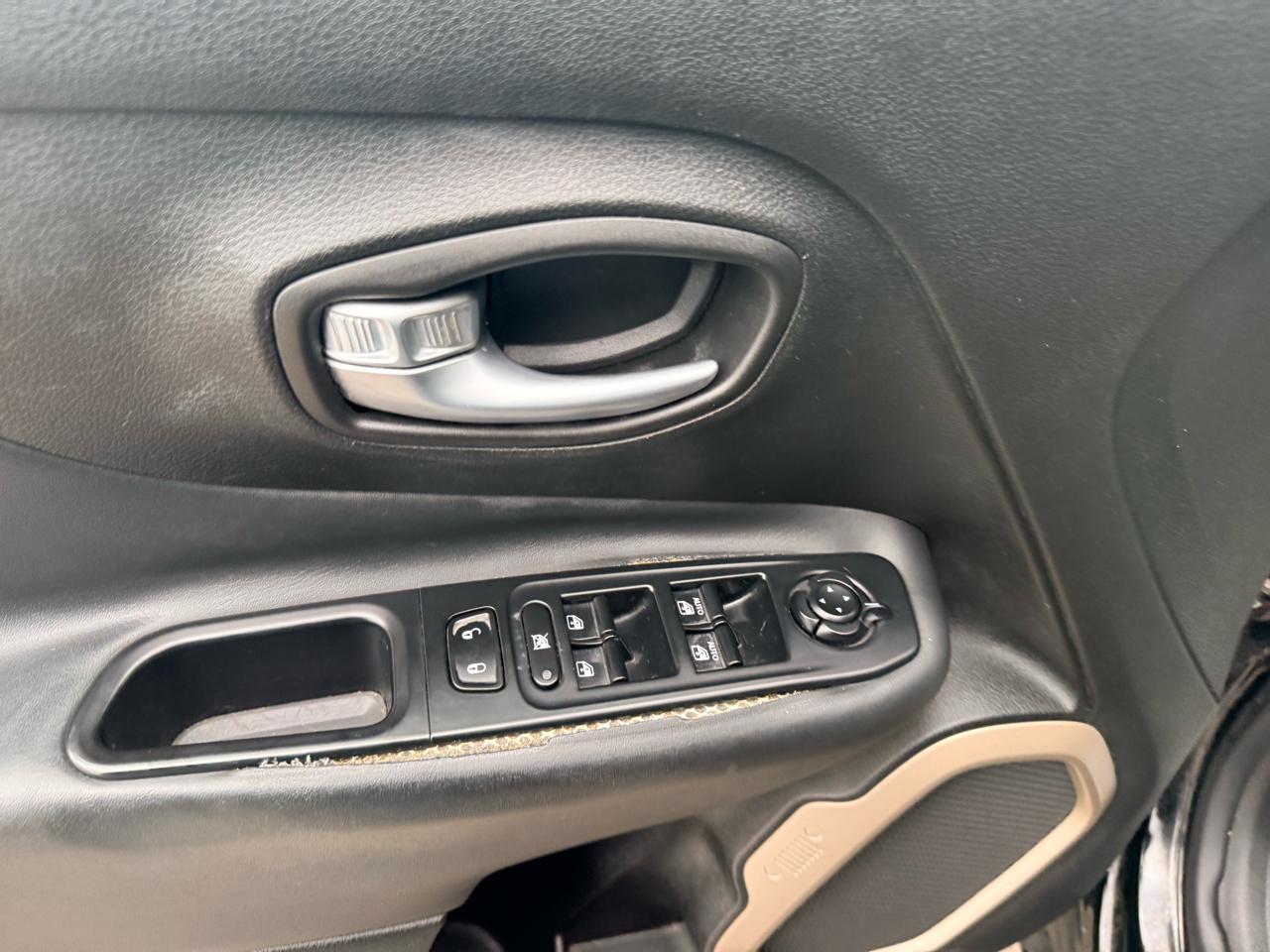 Jeep Renegade Limited FWD 2015