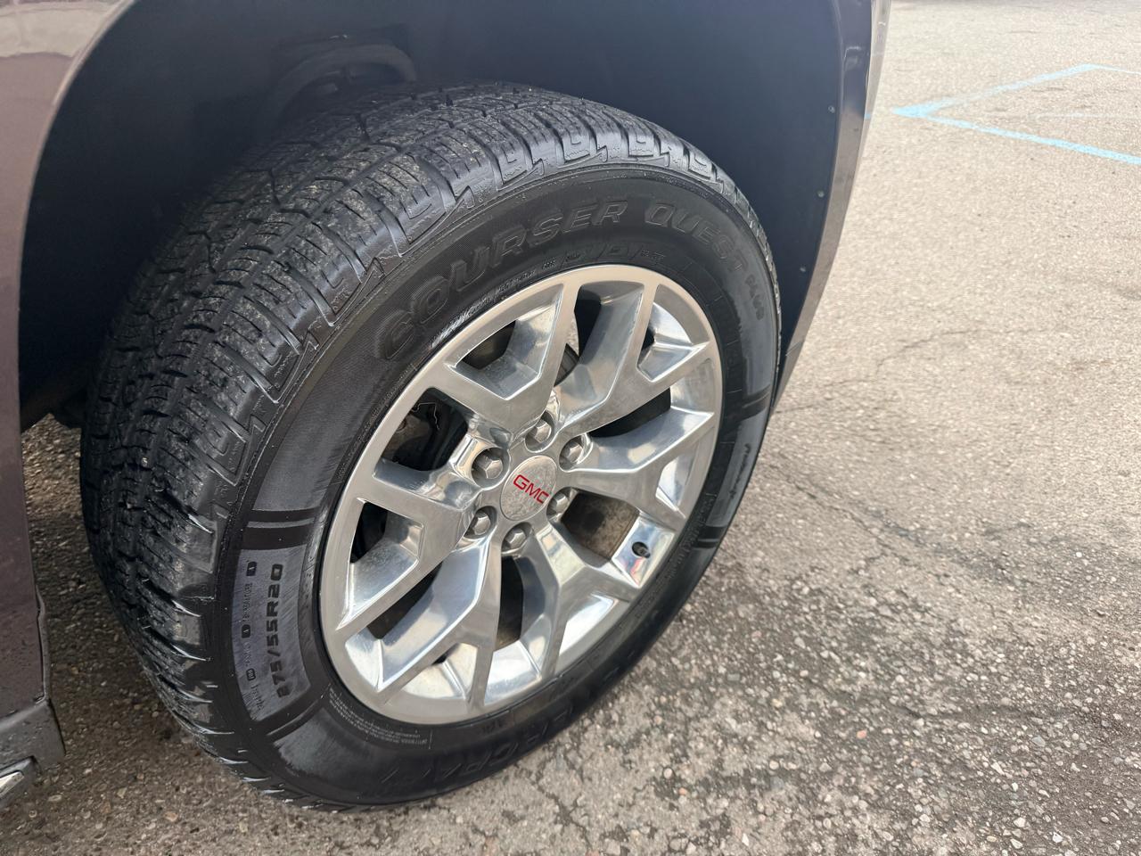 GMC Yukon SLE 4WD 2015