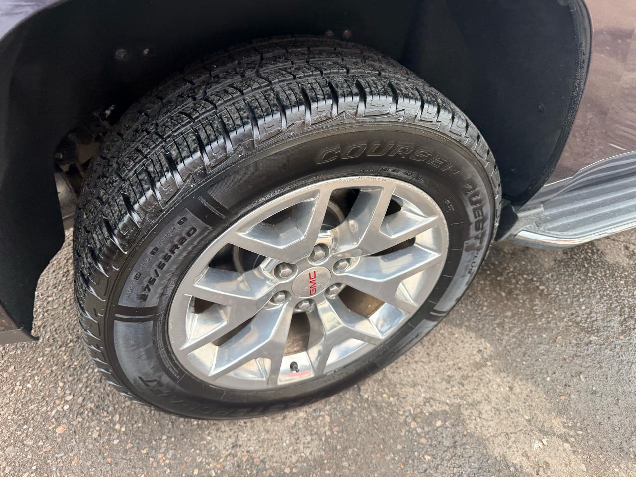 GMC Yukon SLE 4WD 2015