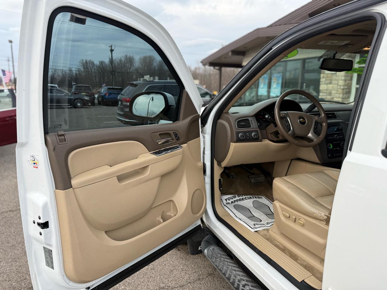 Chevrolet Tahoe LT 4WD 2012