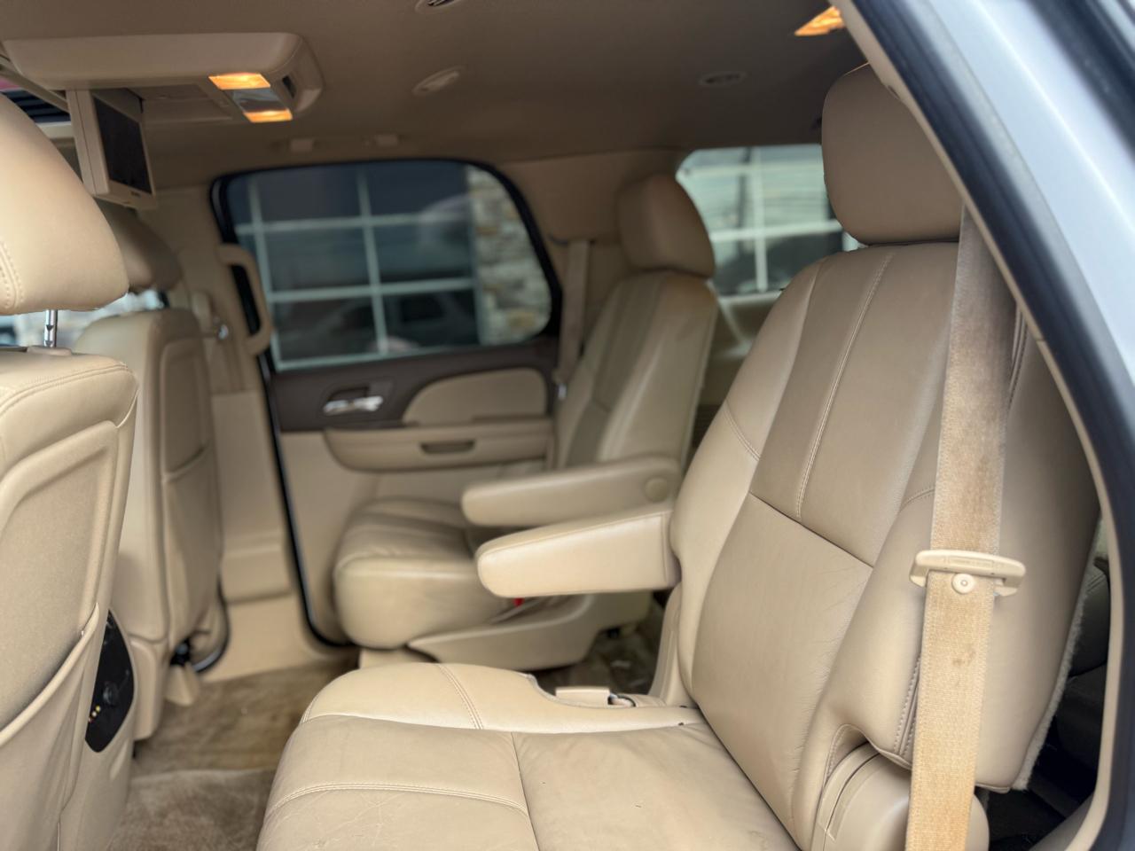 Chevrolet Tahoe LT 4WD 2012