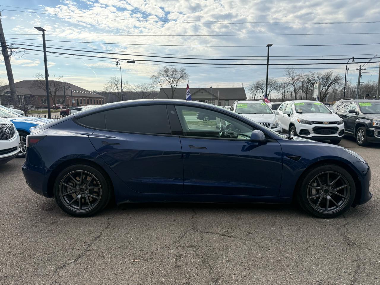 Tesla Model 3 Standard Range Plus 2022