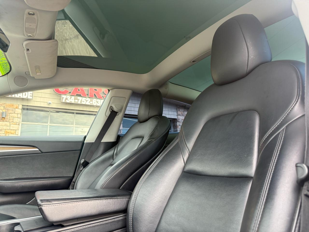 Tesla Model 3 Standard Range Plus 2022