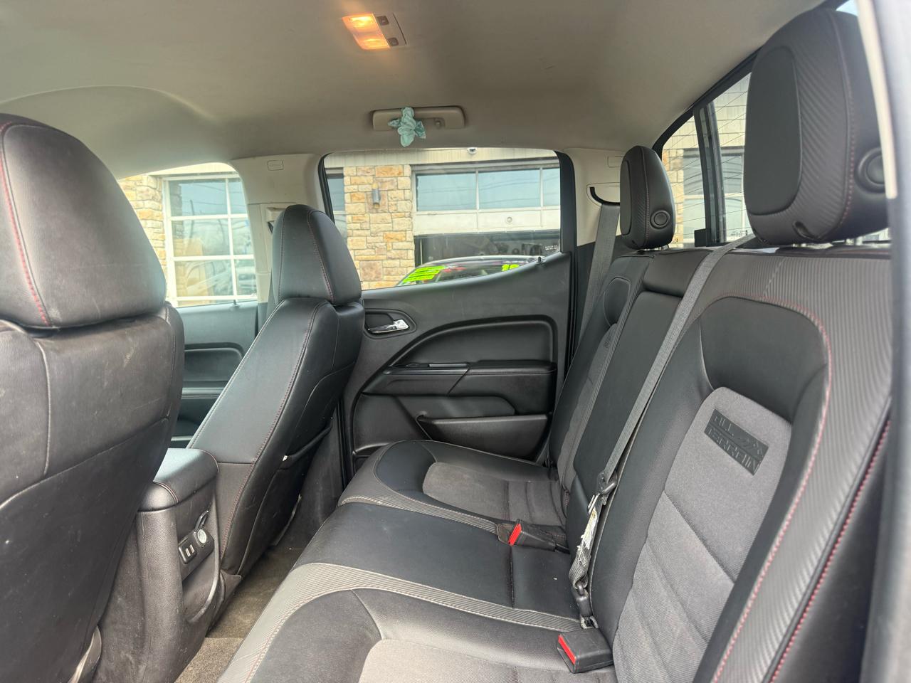 GMC Canyon SLE Crew Cab 4WD 2016