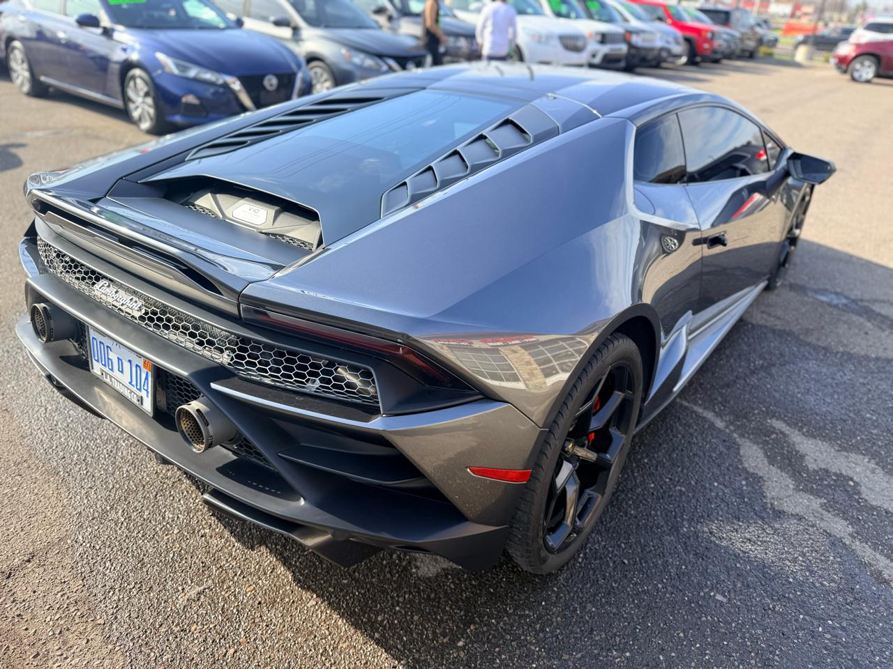 Lamborghini Huracan EVO Coupe 2021